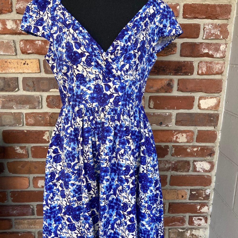 Lindy Bop Royal Blue Floral Dress Pockets Sz 8; chest 34”